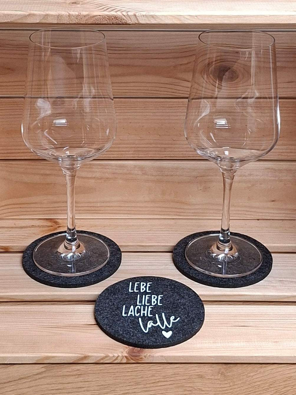 Filzuntersetzer "Lebe Liebe Lache Lalle"